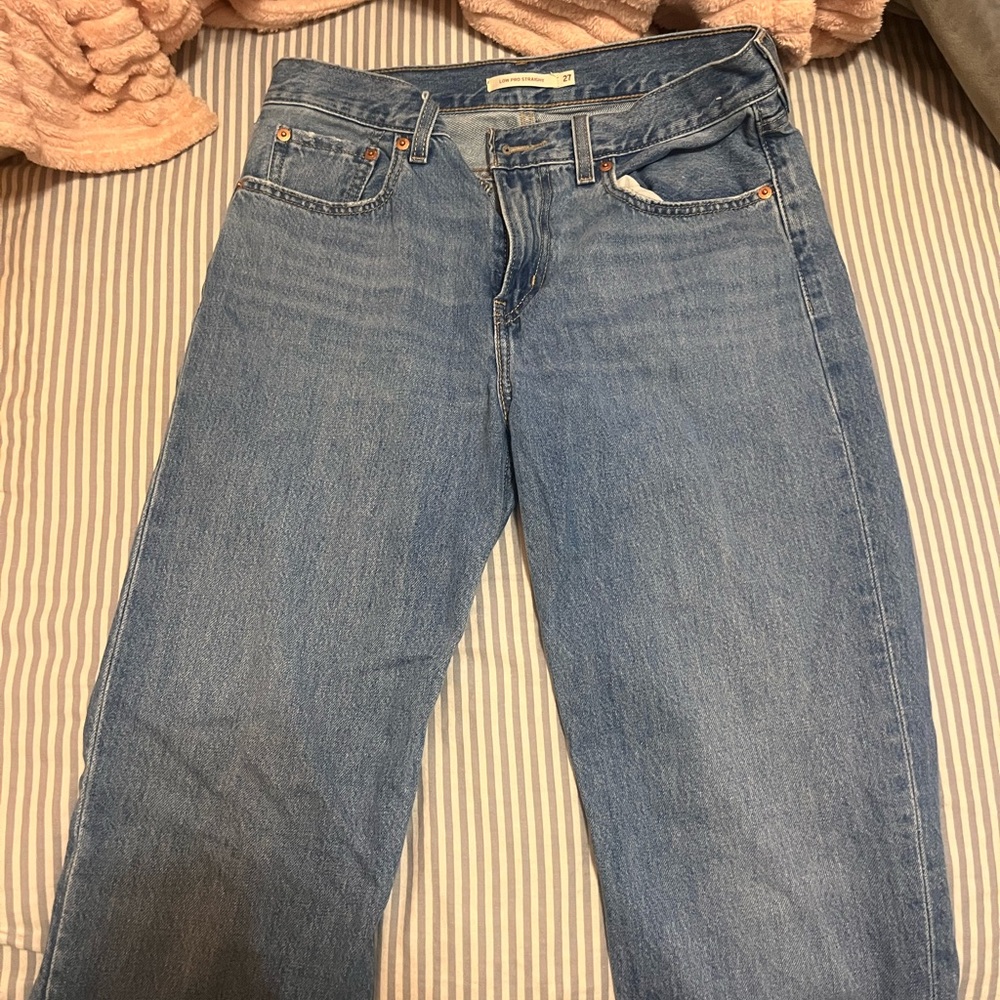 Levi's Low Pro Straight Leg Jeans - Picture 3 of 3